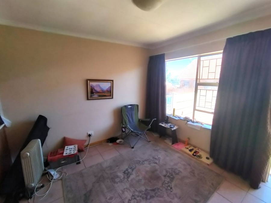 To Let 2 Bedroom Property for Rent in Fleurdal Free State